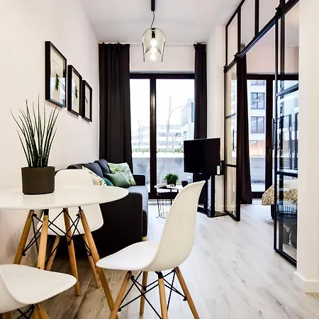 Angel City Center Apartment